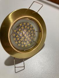 Faretti da incasso