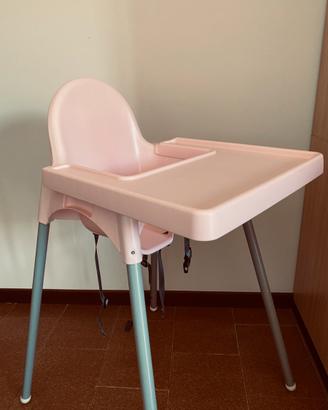 Seggiolone ikea con vassoio sia bainco che rosa