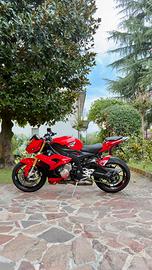 BMW S1000R