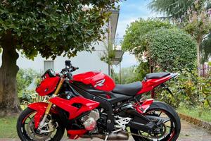 BMW S1000R