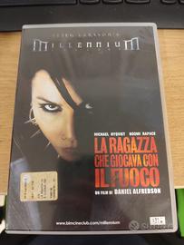 La ragazza che giocava con il fuoco - film in DVD