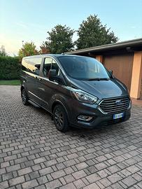 Ford tourneo custom 2022