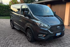 Ford tourneo custom 2022
