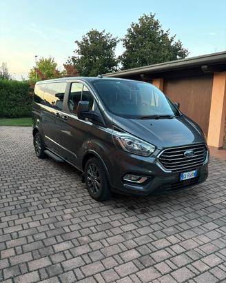 Ford tourneo custom 2022