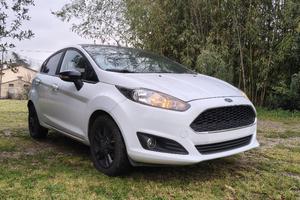 Ford Fiesta 5P 1.4 Black&White Edition GPL