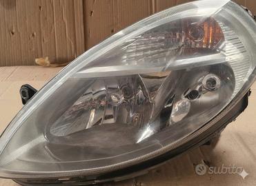 Faro anteriore sx e dx LANCIA MUSA + altro