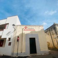 Casa con vani volta a Melissano