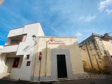 Casa con vani volta a Melissano