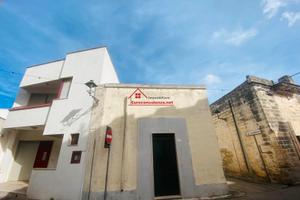 Casa con vani volta a Melissano