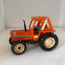Modellino Fiat 880 DT - scala 1:32