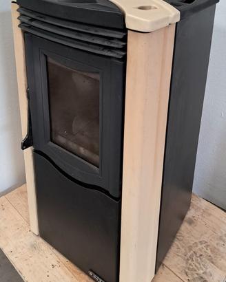STUFA A PELLET 5kW DAL ZOTTO usata funzionante