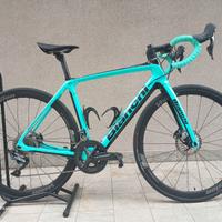 BIANCHI INFINITO CV ULTEGRA 11V.  TG. 53