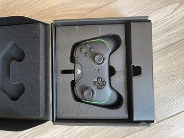 Controller per giocare Razer per Xbox e PC
