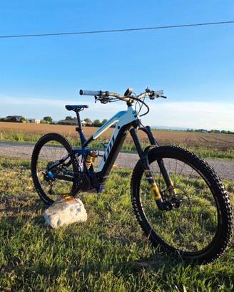 TM SINFONIA 22 FULL OHLINS 2022 