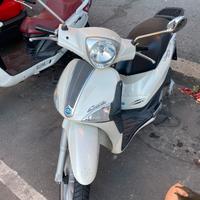 Scooter Piaggio Liberty 125