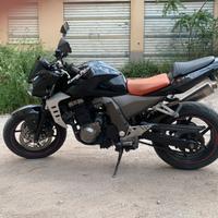 Kawasaki Z750 pochi chilometri . Perfetta