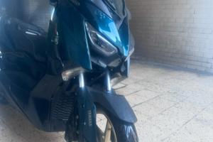 Yamaha X-Max 300 - 2022