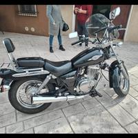 Suzuki marauder 250