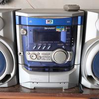 stereo Sharp multi cd  mp3 con telecomando 