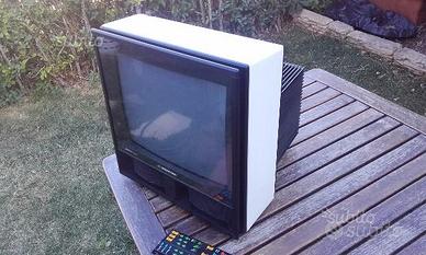 TV COLOR BRIONVEGA mod. Lotus 17