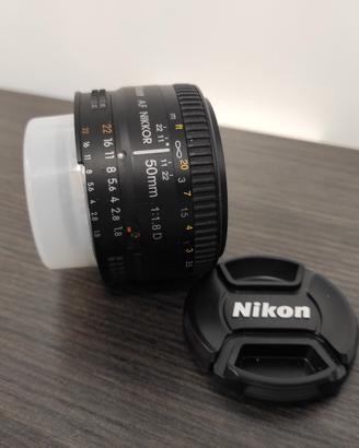 Nikkor AF 50mm f/1.8D con imballo originale