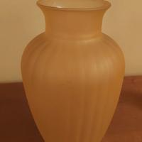 Vaso in vetro arancione