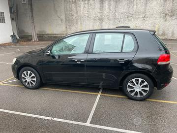 Volkswagen Golf 1.4 - 2011