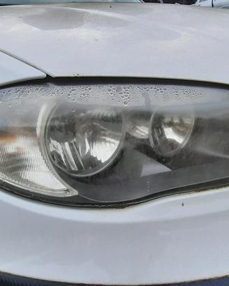 BMW 116I 2006 - FARO ANTERIORE DESTRO