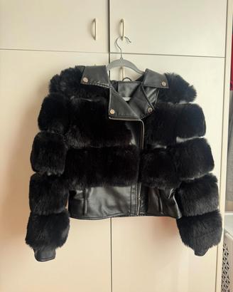 Giacca biker nera ecopelliccia/ecopelle corta 
