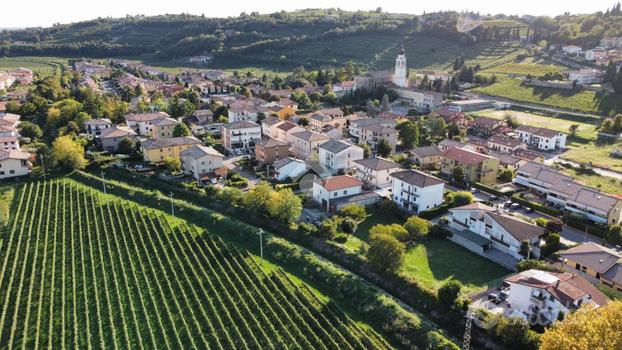 TER. RESIDENZIALE A LAVAGNO