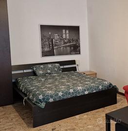Letto matrimoniale con doghe