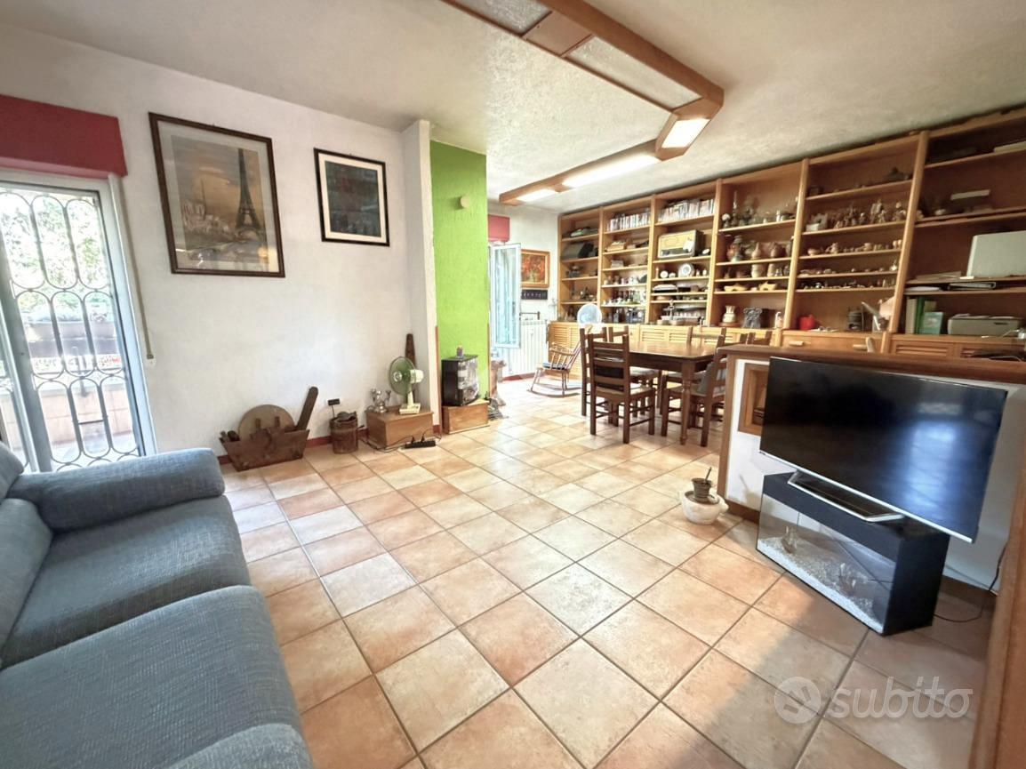 Apartment in Roma, Tor de' Cenci - Vista 5