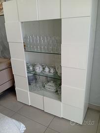 vetrina bianca mondo convenienza 