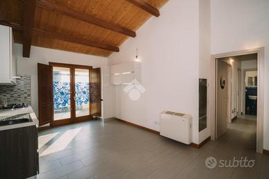 3 LOCALI A TARQUINIA