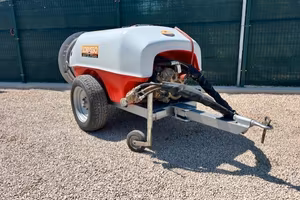 ATOMIZZATORE USATO MAGGIO 600 LITRI