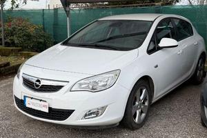 Opel Astra IV 2010 5p 1.4 Elective 100cv