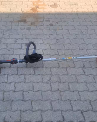 DECESPUGLIATORE OLEOMAC BC530