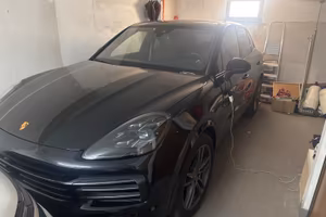 Cayenne Platinum edition