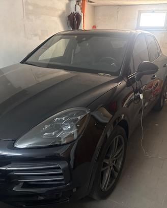 Cayenne Platinum edition