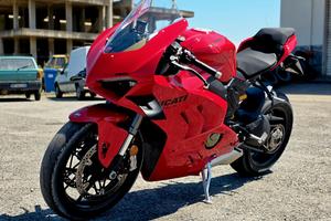 ducati Panigale v4