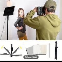 vedno due faretti con treppiedi