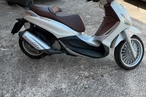 Beverly 125