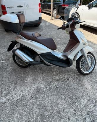 Beverly 125
