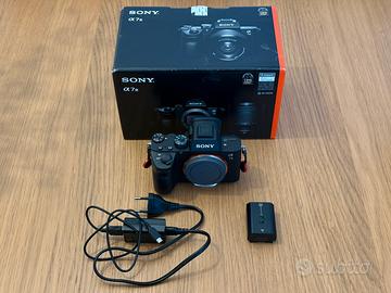 Sony A7III (solo corpo) 18.600k scatti
