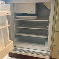 Frigorifero smeg + piccolo congelatore