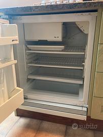 Frigorifero smeg + piccolo congelatore