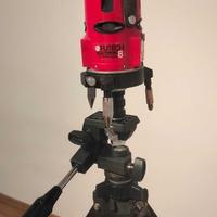 Livella Laser marca Futech Multicross 8