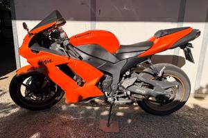 Kawasaki ninja zx6r