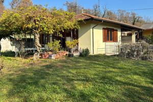 VILLA SINGOLA A VARALLO POMBIA