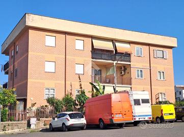 4 LOCALI A FALERIA
